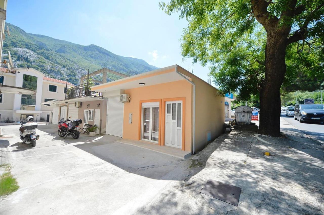 Studio Vukovic Kotor Luaran gambar